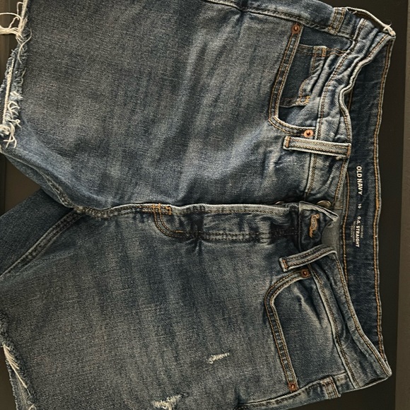 Old Navy Shorts - Picture 1 of 3